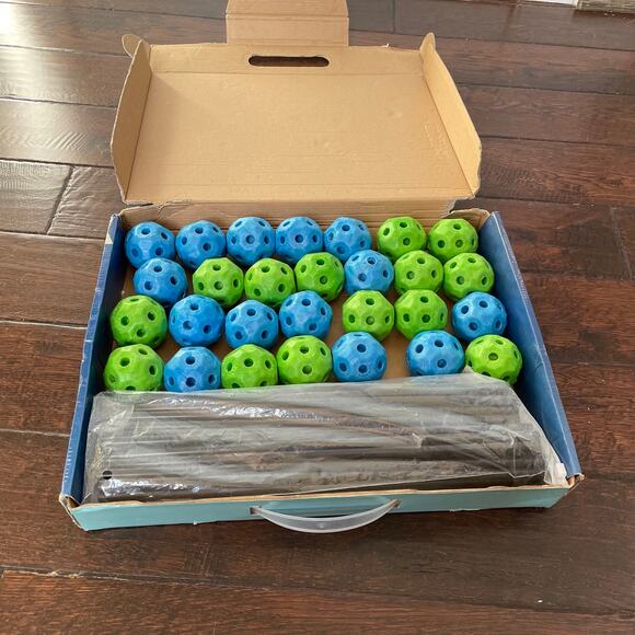 Construction Fort Creative Works 77 Piece Child Play Set Fort Building Camp READ - Picture 2 of 10